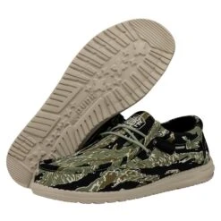 Wally Camouflage - Tiger Stripe Camo 8 Wally Camouflage - Tiger Stripe Camo -Stepwise Sales Store 40004 9CJ WALLYCAMOUFLAGE TIGERSTRIPECAMO PAIRBOTTOM