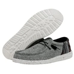 Wally Funk - Jacquard Black Aztec -Stepwise Sales Store 40010 0WI WALLY FUNK JACQUARD BLACK AZTEC LEFT 3