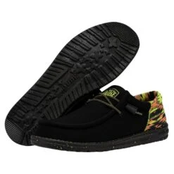 Wally Funk - Neon Black 8 Wally Funk - Neon Black -Stepwise Sales Store 40357 001 WALLYFUNKNEON BLACK PAIRBOTTOM