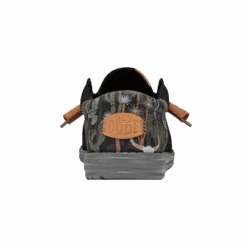 Wally Funk Oasis - Black 10 Wally Funk Oasis - Black -Stepwise Sales Store FW23 M 40397 001 WALLY FUNK OASIS BLACK RIGHT BACK